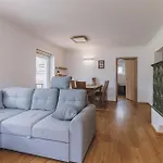 Chalet By We Rent *